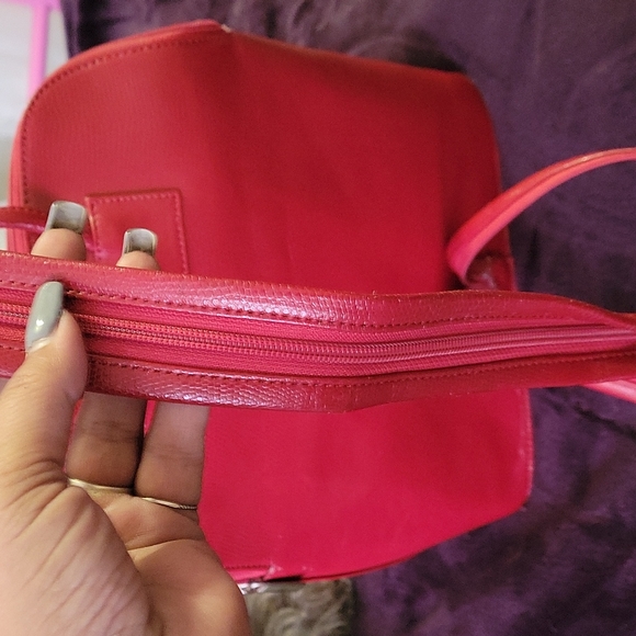 Back pack - Picture 3 of 3